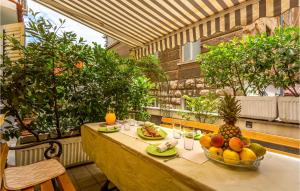 2 Bedroom Stunning Apartment In Rijeka