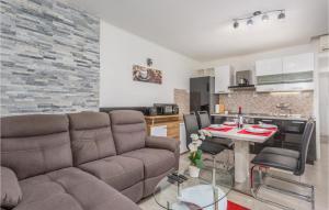 2 Bedroom Stunning Apartment In Rijeka
