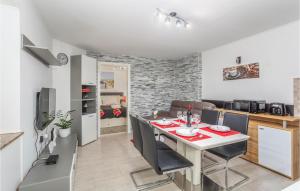 2 Bedroom Stunning Apartment In Rijeka