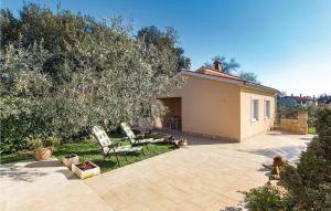 Lovely Home In Pula With Wifi 