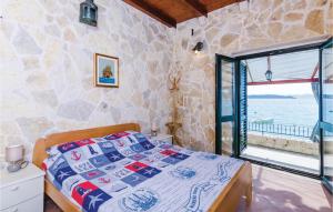 1 Bedroom Gorgeous Home In Slano 