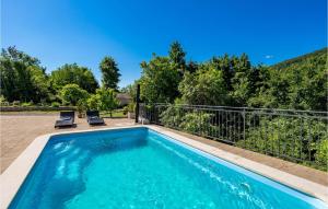 2 Bedroom Gorgeous Home In Veli Brgud