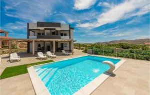 Gorgeous Apartment In Kustici, Novalja - 祖波维奇