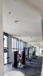 Studio Diamond Crown