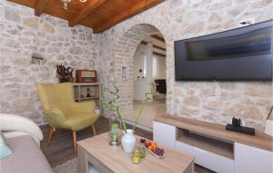 Gorgeous Home In Gata With Outdoor Swimming Pool 