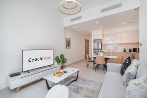 Stylish Urban Living - 1-bedroom in Burj Royale