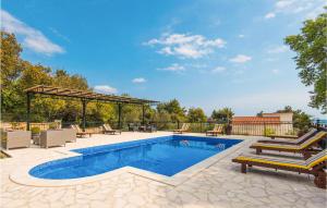 Awesome Home In Orebic With Jacuzzi