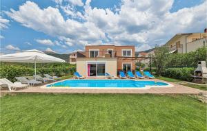 Beautiful Home In Kastel Kambelovac