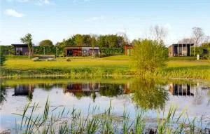 2 Bedroom Cozy Home In Süsel - Süsel