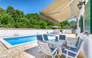 Beautiful Home In Pula With Outdoor Swimming Pool 