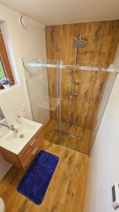 SAN ESCOBAR sauna jacuzzi jezioro