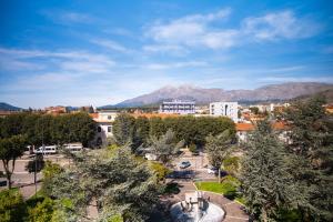 Triple Room with View