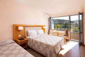 Triple Room with Garden View room in Mediterranee