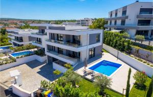 Pet Friendly Apartment In Malinska