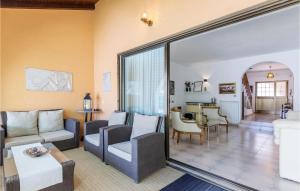Stunning Home In Umag With House A Panoramic View 