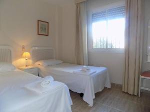 Sea views, Club Caronte, Riviera