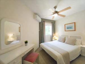 Sea views, Club Caronte, Riviera