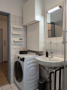 Große, gemütliche 4-Zimmer-Ferienwohnung mit guter Verkehrsanbindung im Süden von Heidelberg