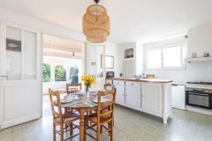 Maisons de vacances La Joyeuse - Maison 4 chambres : photos des chambres