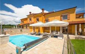 Nice Home In Hr-52215 Vodnjan - Krnjaloža