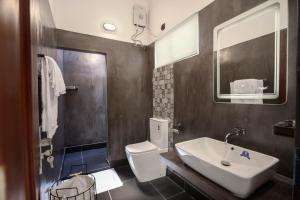 Hasthri Boutique Grey Chalet in Ahangama with pool Near Beach