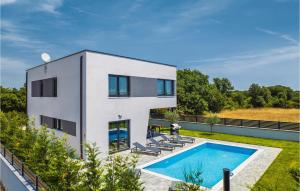 Villa Tika