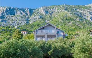 2 Bedroom Gorgeous Apartment In Podaca