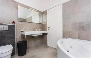 Nice Apartment In Malinska With Wifi