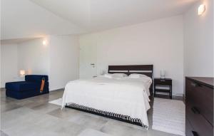 Nice Apartment In Malinska With Wifi