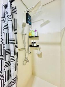 SM 4 Simple & Spacious