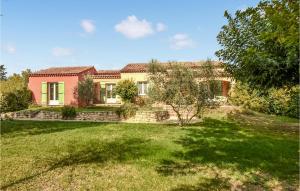 Maisons de vacances Amazing Home In Mazan With Kitchen : photos des chambres