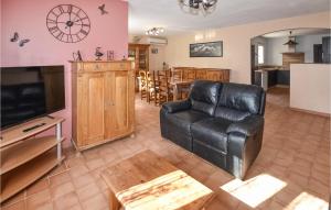 Maisons de vacances Amazing Home In Mazan With Kitchen : photos des chambres