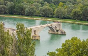 Maisons de vacances Amazing Home In Mazan With Kitchen : photos des chambres