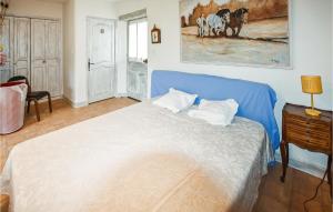 Maisons de vacances Nice Home In Venasque With Kitchen : photos des chambres