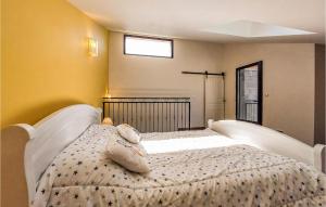 3 Bedroom Gorgeous Home In Chilhac