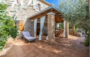 Awesome Home In Malinska With Wifi