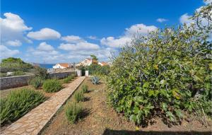 2 Bedroom Lovely Home In Kornati