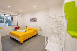 White houses luxury and pool