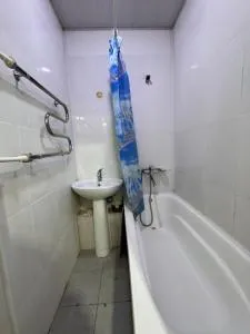 Навои ул Энергетиков пяти комнатная - Nurota