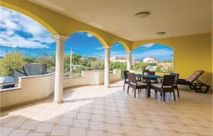 Awesome Apartment In Biograd With Wifi 