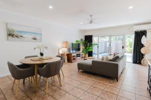 Tropical 2 BR, 2 Bath Villa with private pool