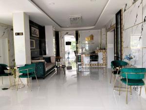 Kiree River Hotel โรงแรมคิรีริเวอร์