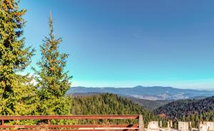 Relaxing Mountain Getaway in Cozy Studio by Flat Mаnager