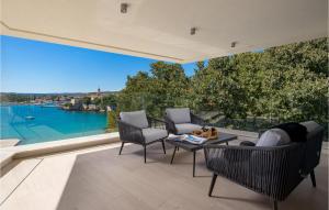 Awesome Apartment In Krk With Wifi