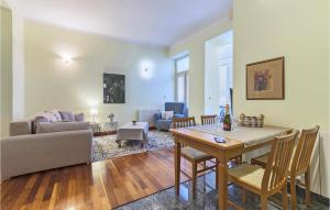 Lovely Apartment In Pula With Kitchen