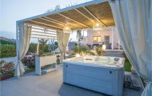 Cozy Home In Marina Di Ragusa - Punta Secca