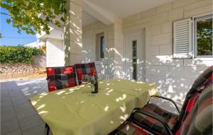 Nice Apartment In Stara Novalja
