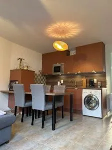 Maison de ville plein centre - Leyme