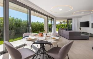 Pet Friendly Apartment In Krk With Wifi 