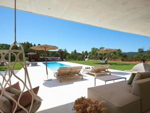 Villa in Ibiza near Benirrás Beach